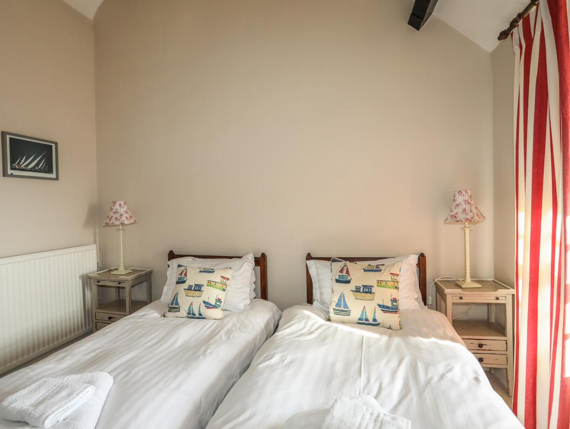 Plas Rhoscolyn Extérieur photo