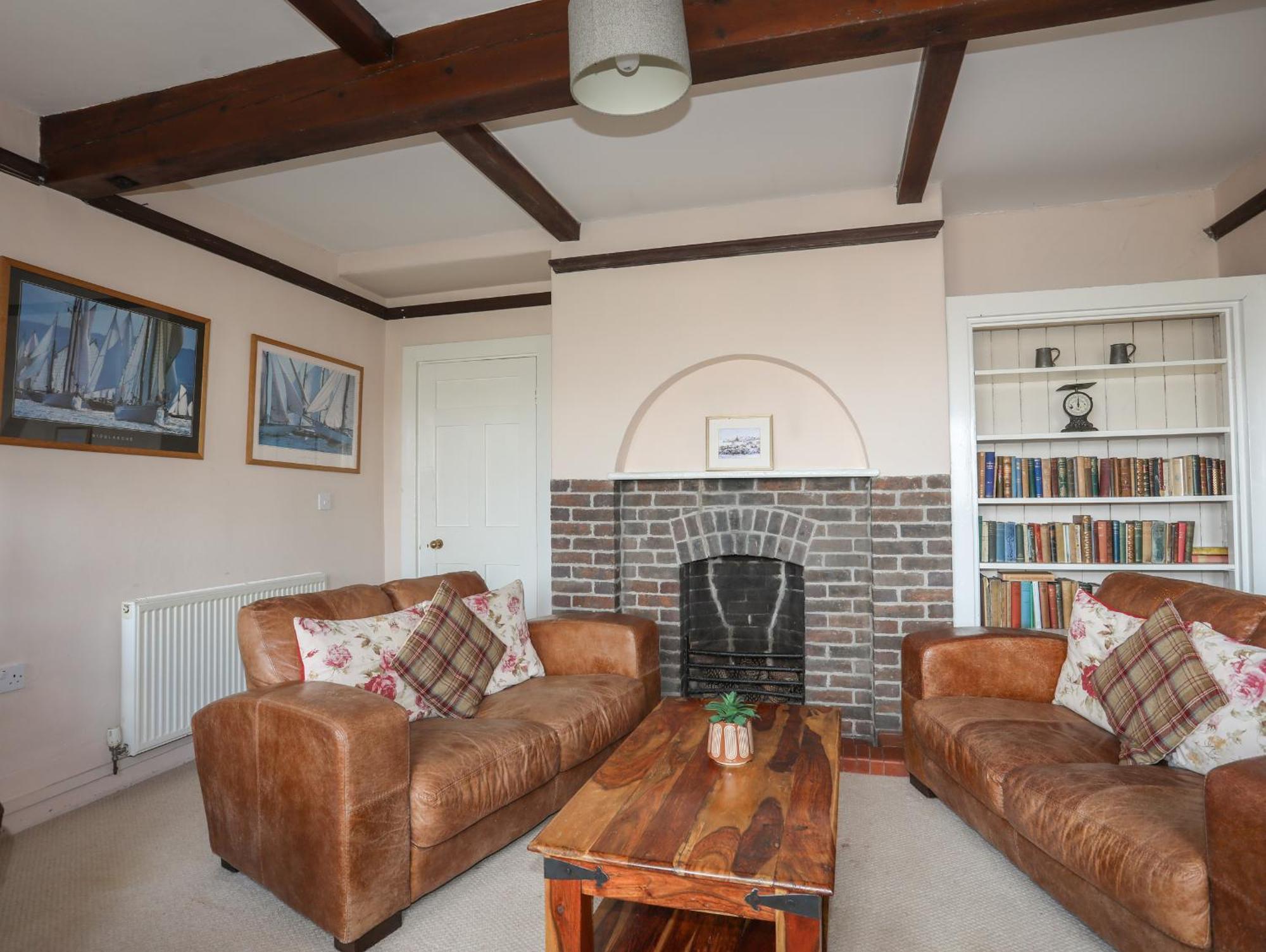 Plas Rhoscolyn Extérieur photo